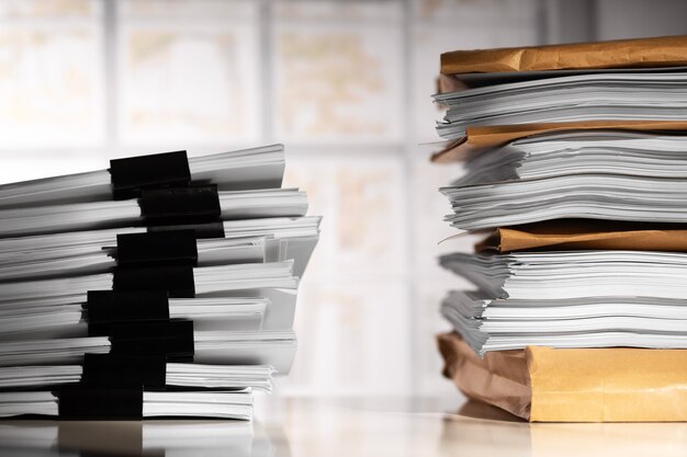 Jak wybrać niszczarkę dokumentów dla biura?